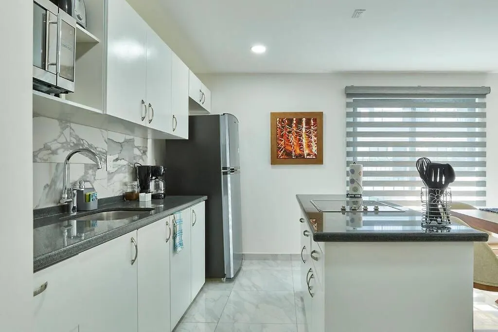 Spacious 1-Bdrm Condo In Heart Of Cabo! Кабо-Сан-Лукас Апартаменты