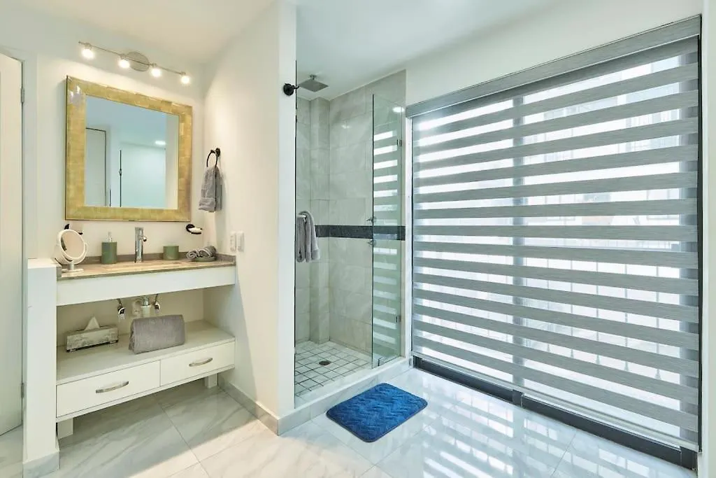 Spacious 1-Bdrm Condo In Heart Of Cabo! Кабо-Сан-Лукас